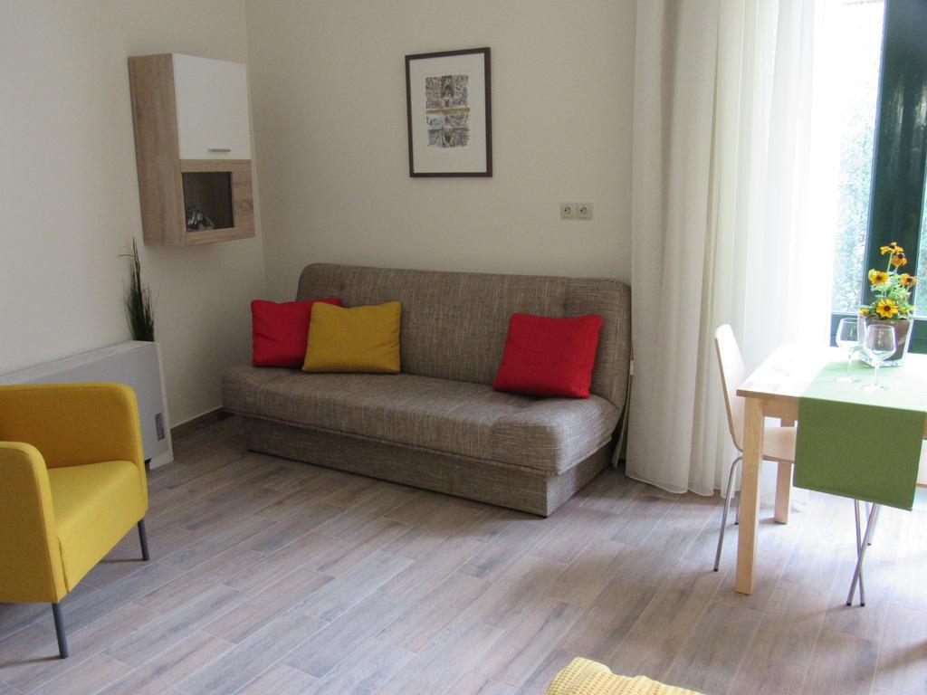Kerameion Athens Room photo